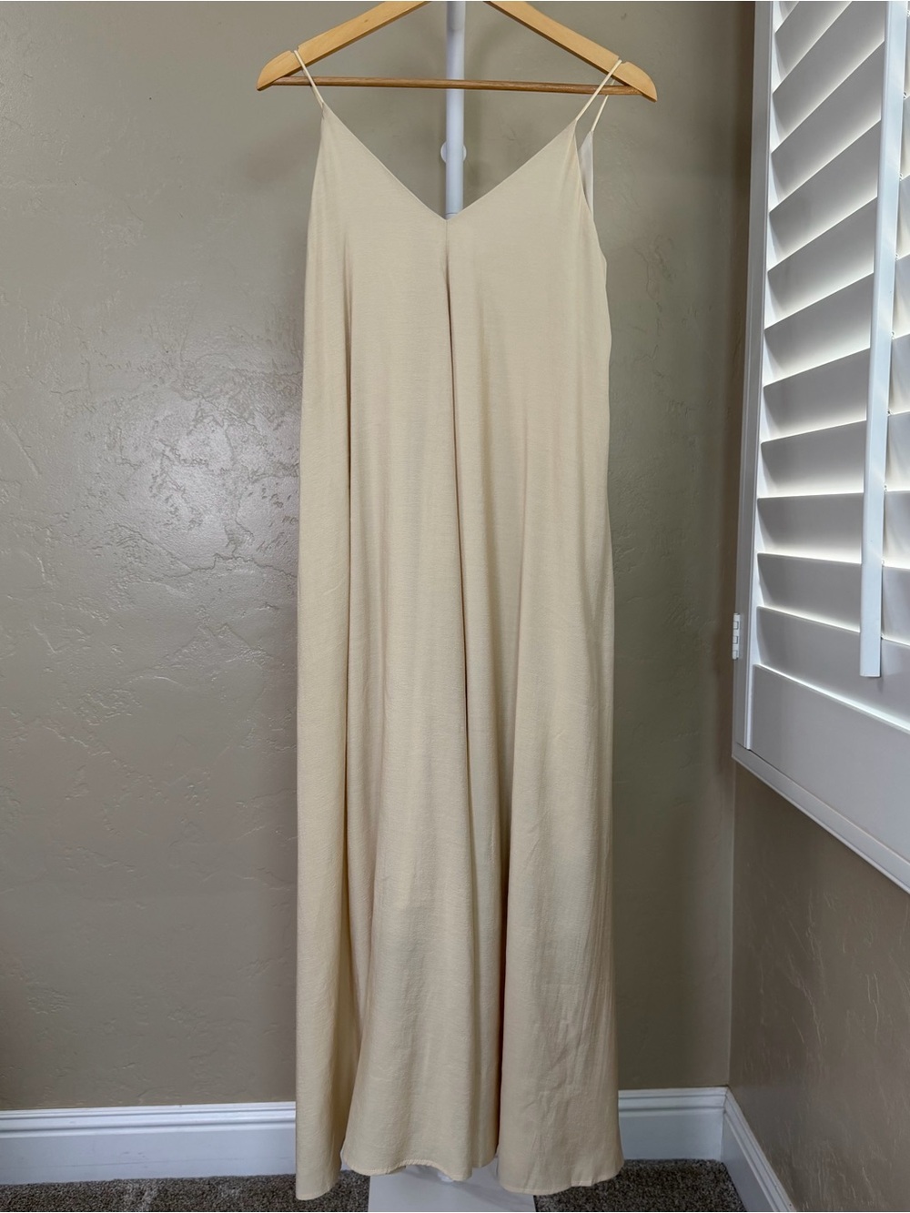 Commense Sleeveless V-Neck Maxi Dress in Cream - Picture 5 of 12